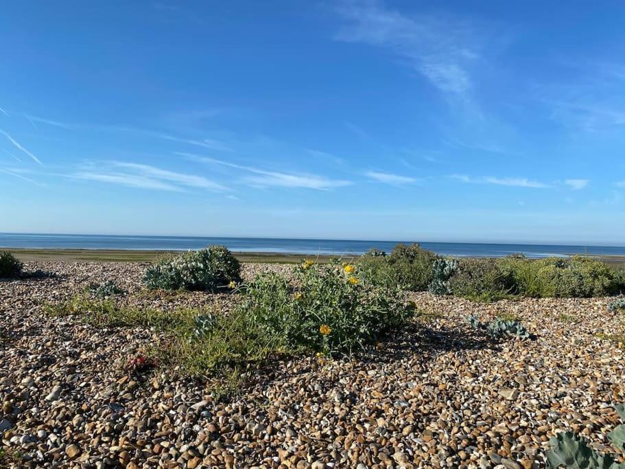 Home By The Sea In Rustington Ngoại thất bức ảnh